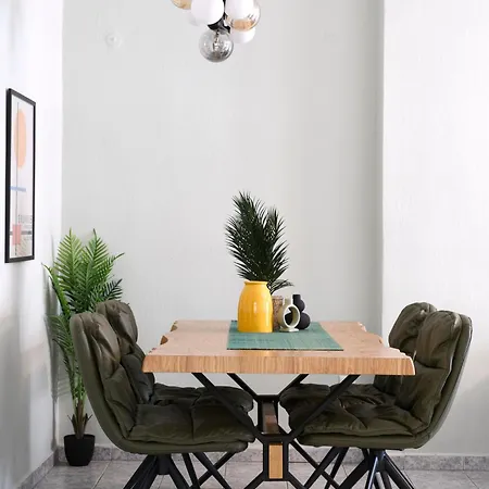 Your Happy Place - Flat In Skg Soluň
