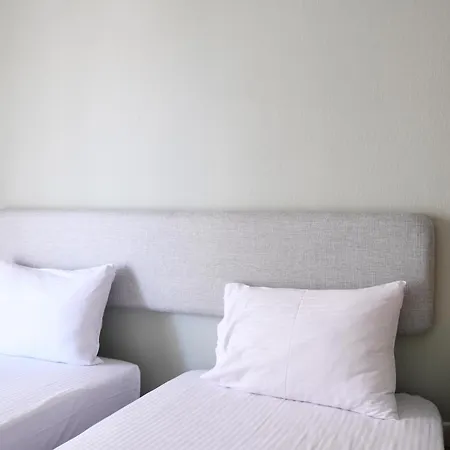 Your Happy Place - Flat In Skg