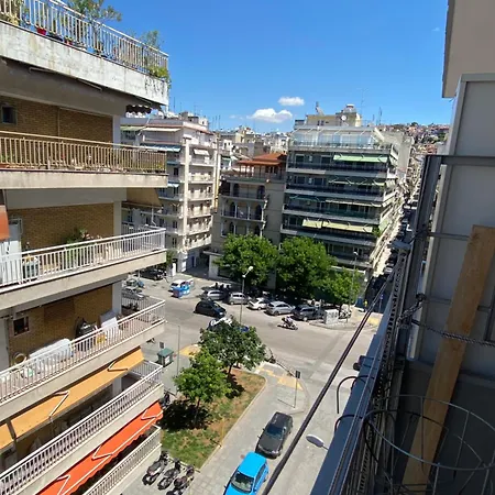 Your Happy Place - Flat In Skg Selanik
