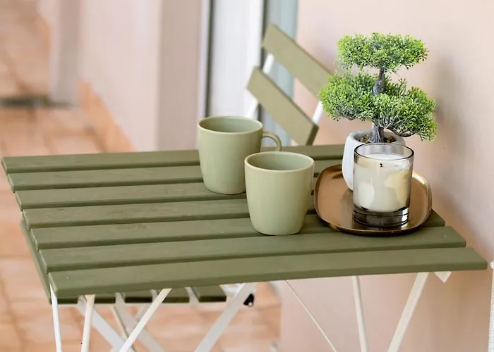 Your Happy Place - Flat In Skg Apartment