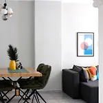 Apartamento Your Happy Place - Flat In Skg